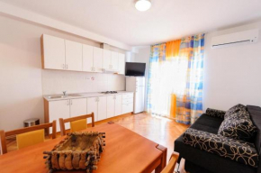 A3 Apt w balcony & sea view 2 min walking to beach